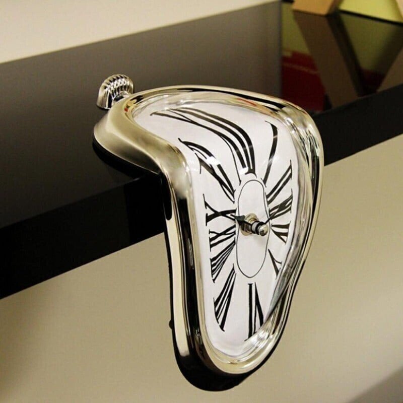 DJIWJDCDA Decorative Melting Clock