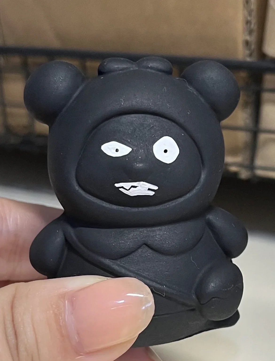 DJIWJDCDA 🎁Improve Hands-On Skills-DIY Graffiti  Plaster Bear