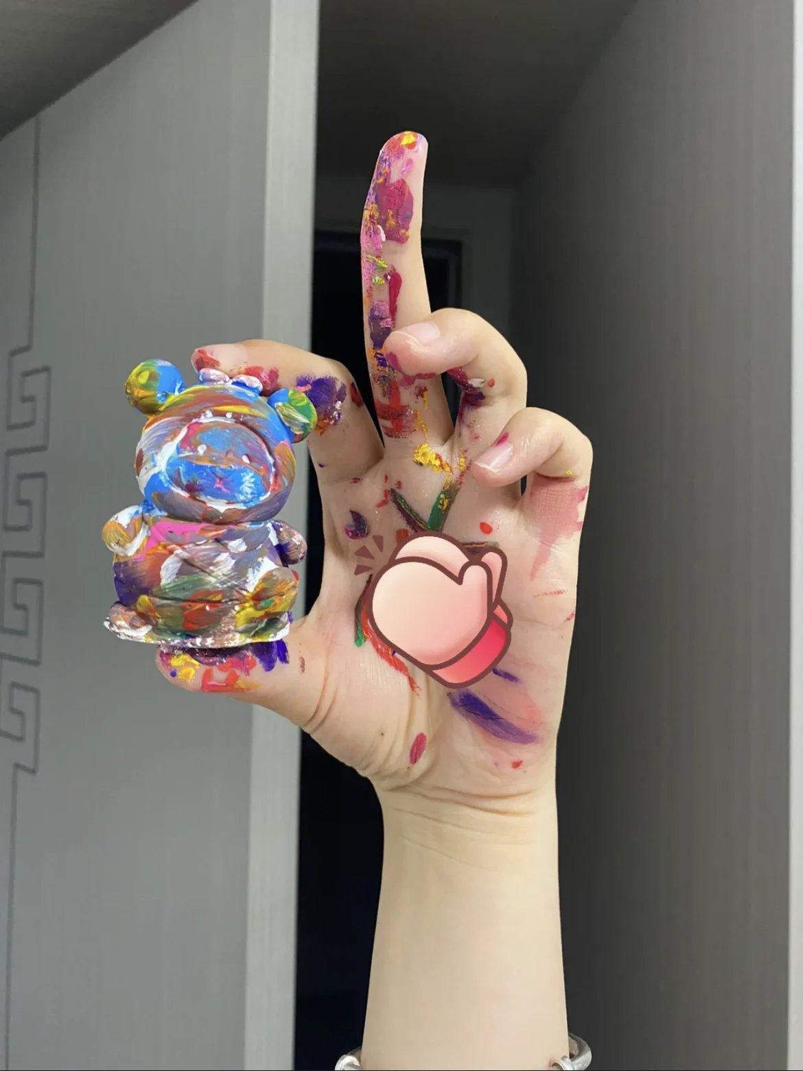 DJIWJDCDA 🎁Improve Hands-On Skills-DIY Graffiti  Plaster Bear