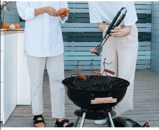 DJIWJDCDA ✨2023 HOT SALE-49% OFF 🔥Weenie Shaped Hotdog Holder🔥