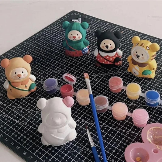DJIWJDCDA 🎁Improve Hands-On Skills-DIY Graffiti  Plaster Bear