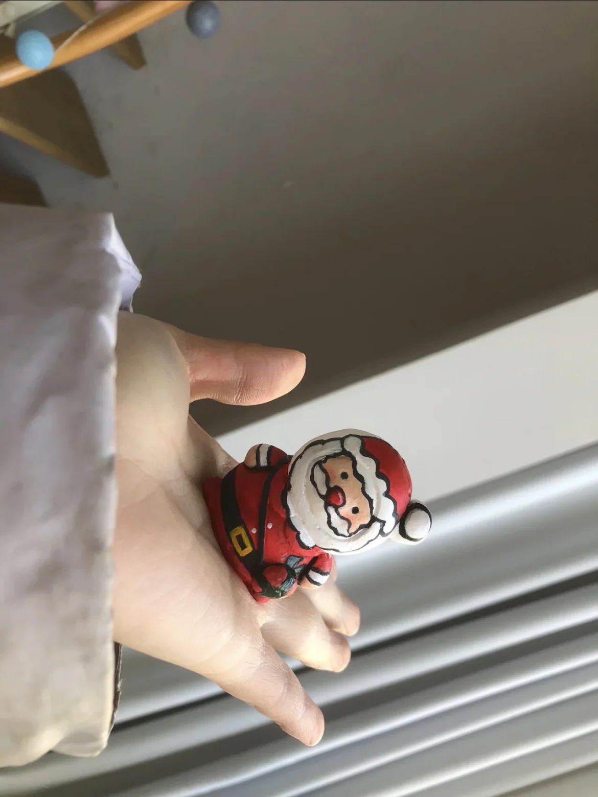 DJIWJDCDA 🎁Improve Hands-On Skills-DIY Graffiti  Plaster Bear