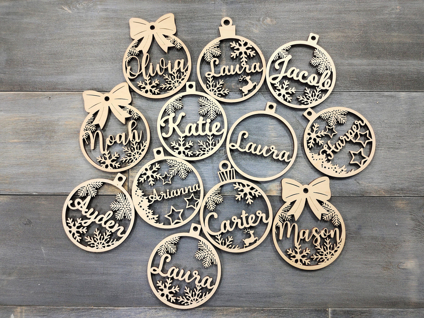 DJIWJDCDA 🎄Personalized Christmas Ornaments - perfect for every friend and family member