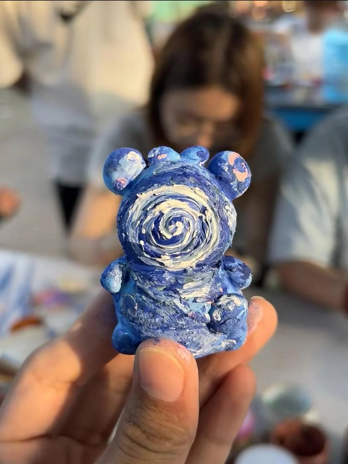DJIWJDCDA 🎁Improve Hands-On Skills-DIY Graffiti  Plaster Bear