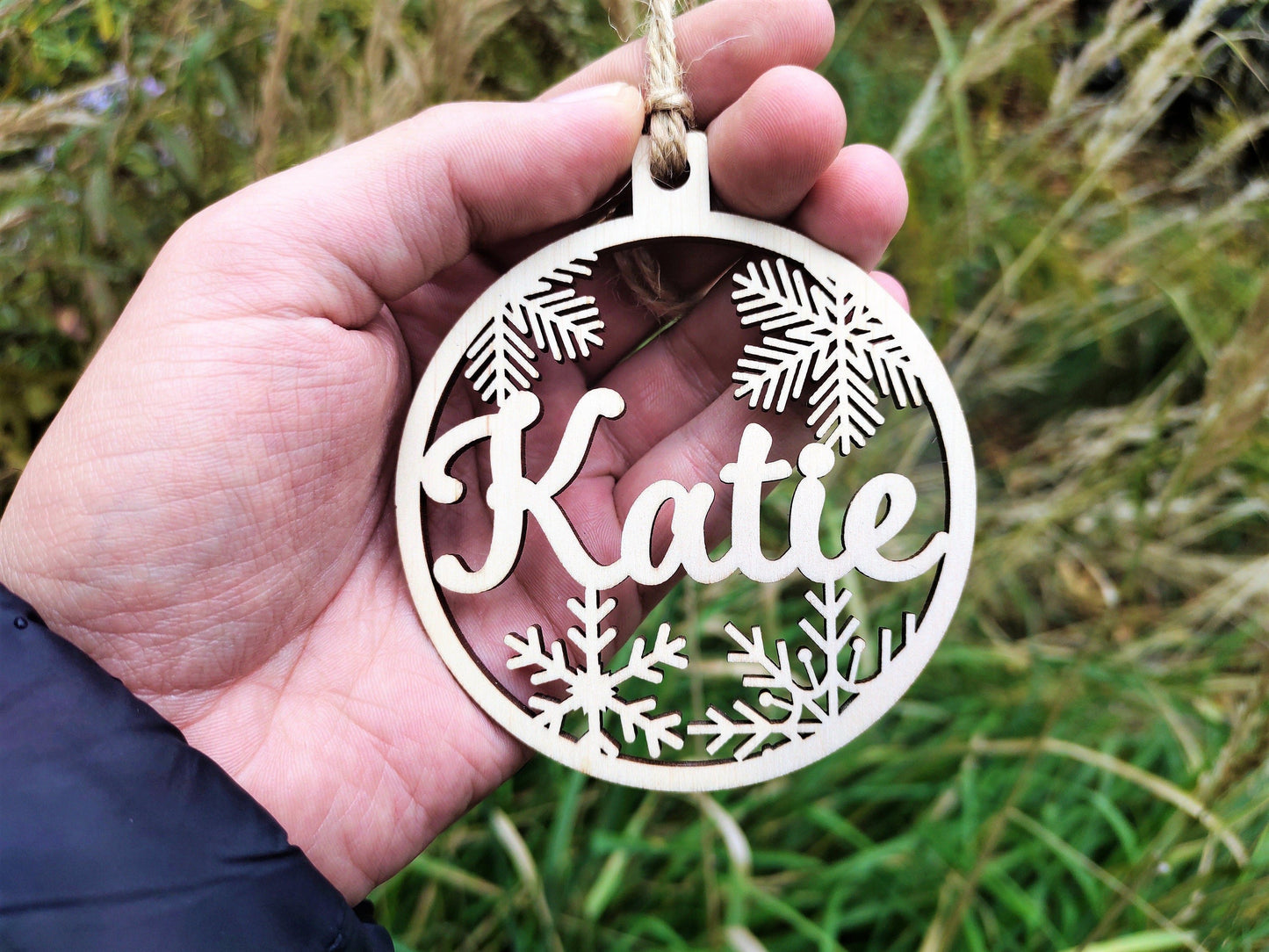 DJIWJDCDA 🎄Personalized Christmas Ornaments - perfect for every friend and family member