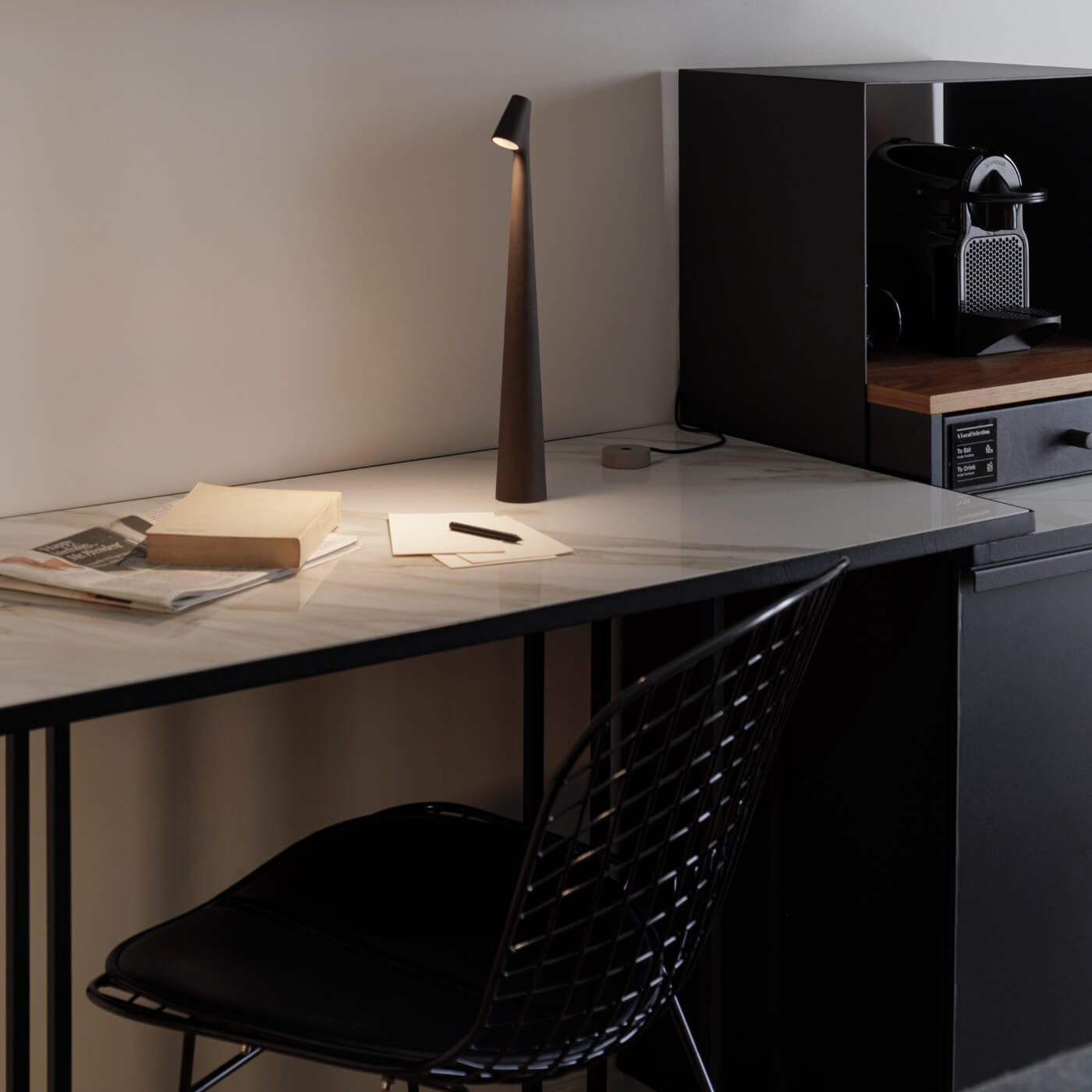 DJIWJDCDA LuminaElegance Portable Table Lamp